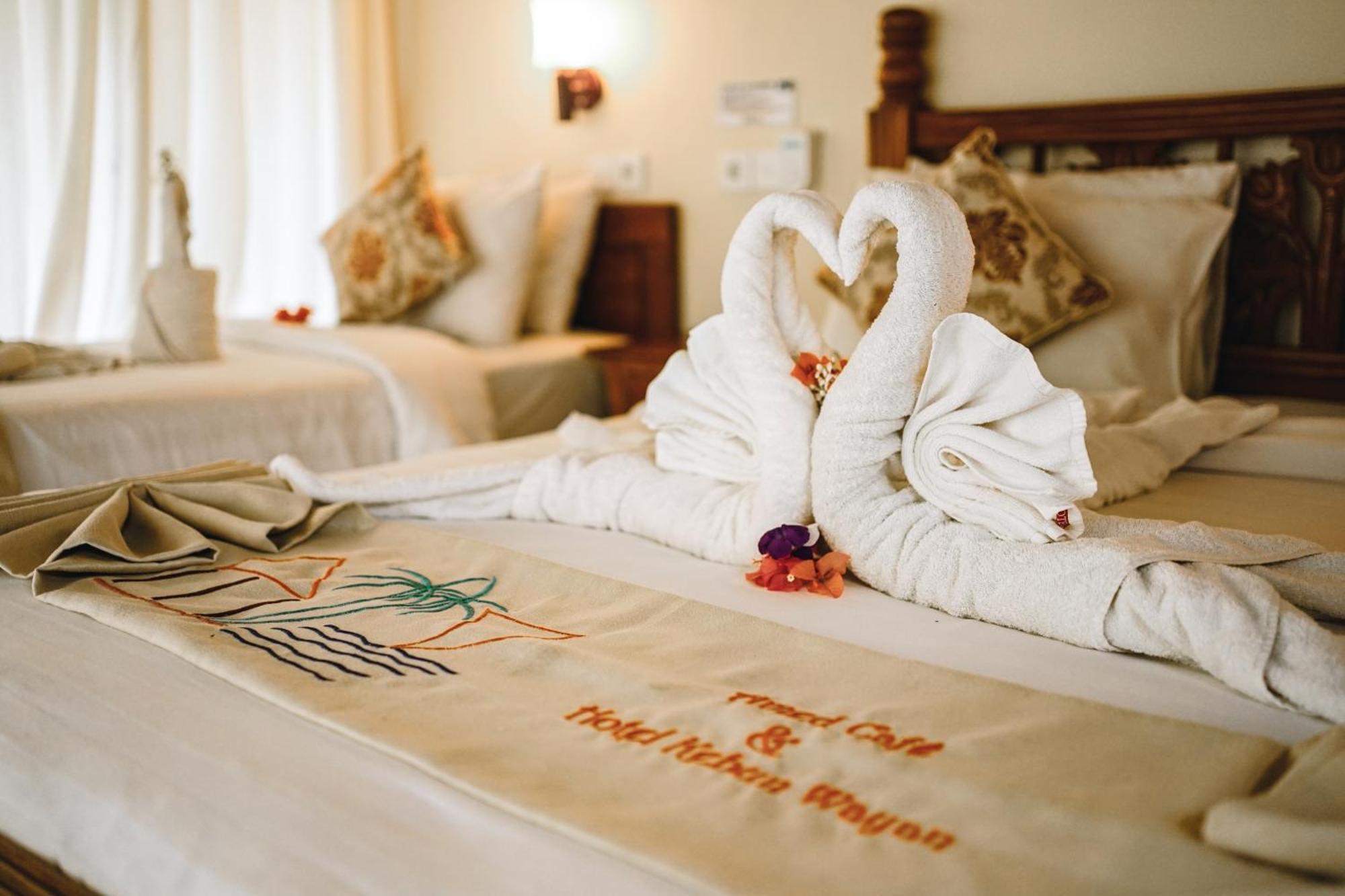 Amed Cafe & Hotel Kebun Wayan Экстерьер фото