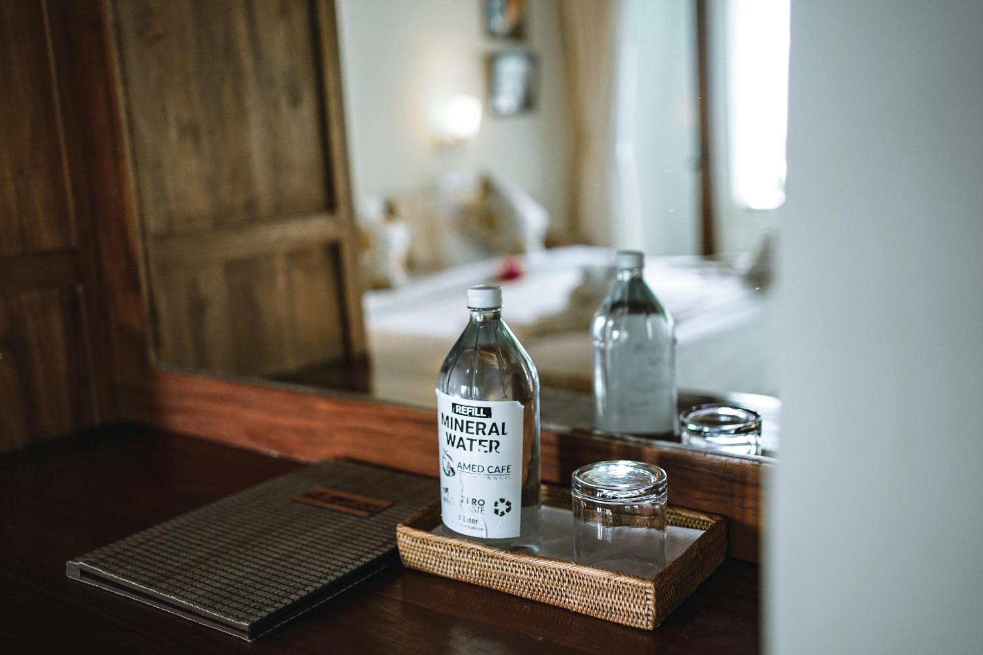 Amed Cafe & Hotel Kebun Wayan Экстерьер фото