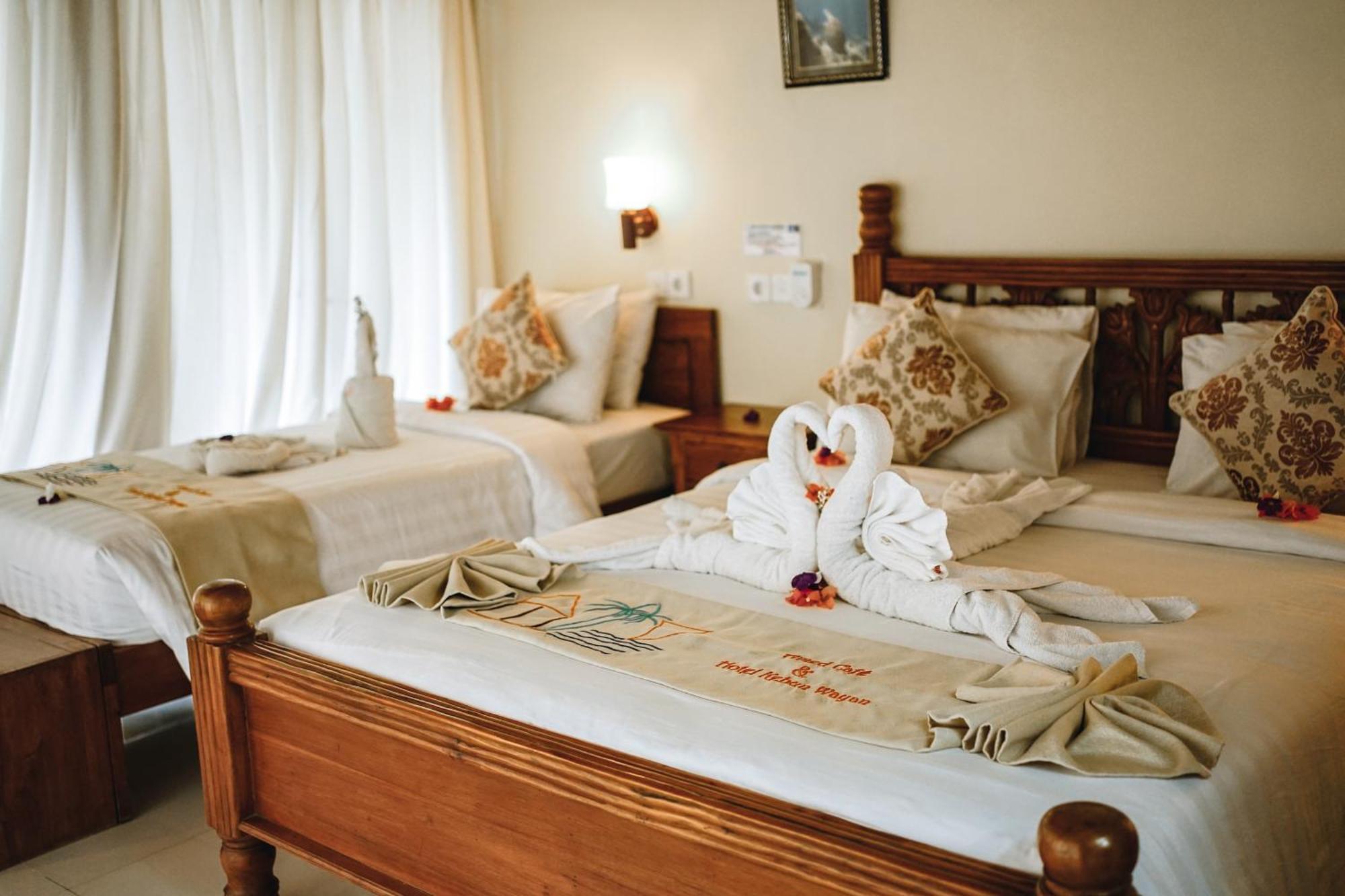 Amed Cafe & Hotel Kebun Wayan Экстерьер фото