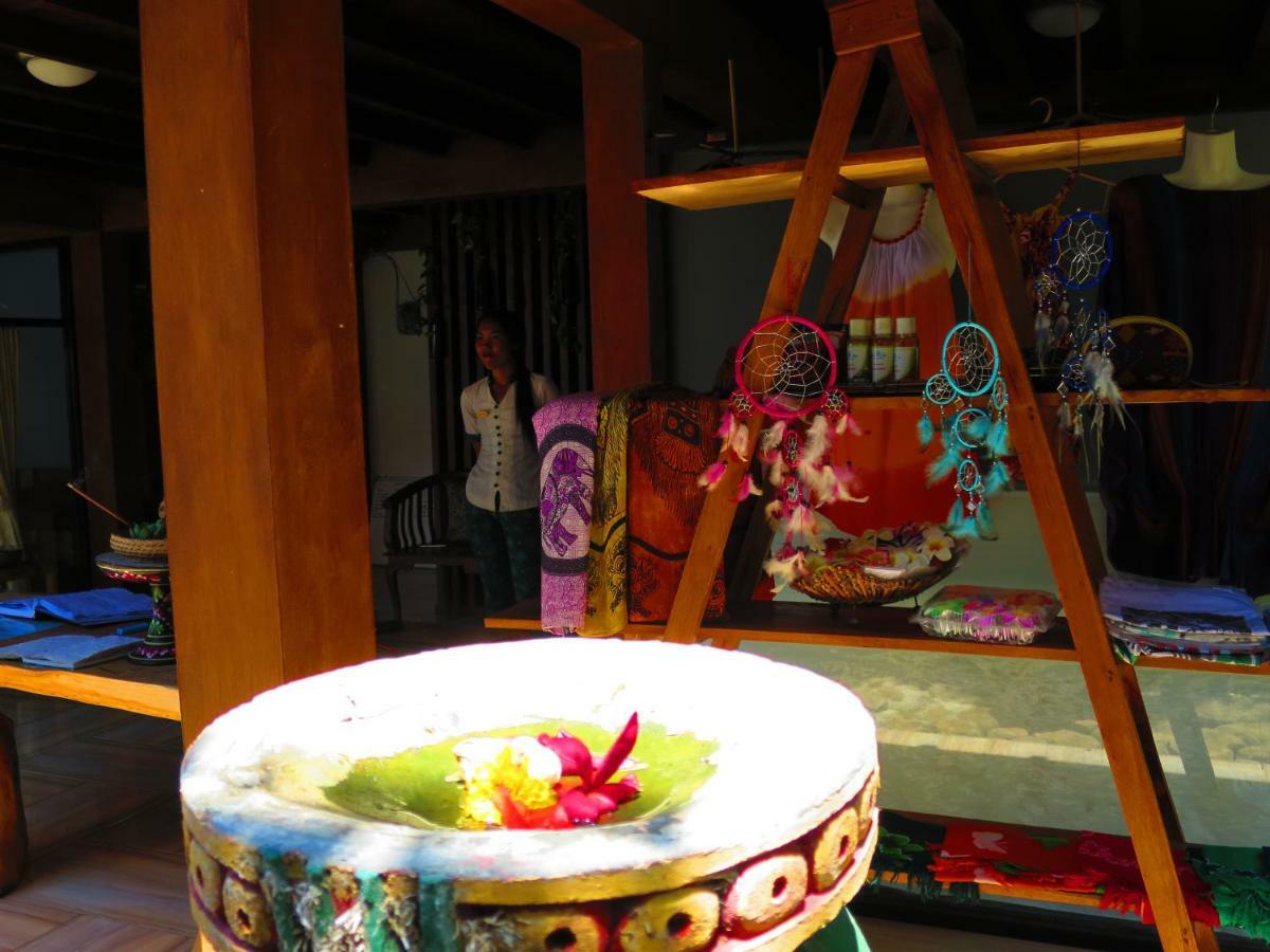 Amed Cafe & Hotel Kebun Wayan Экстерьер фото